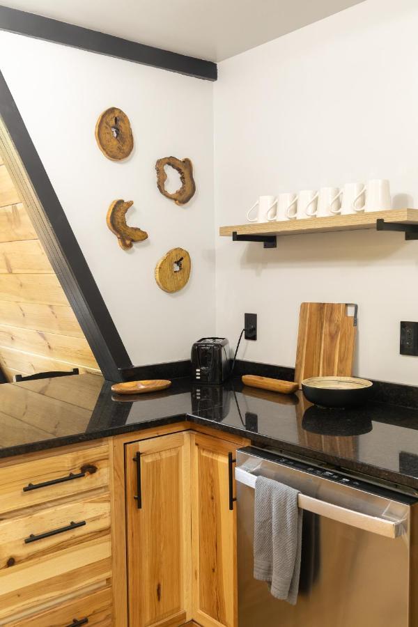 Valhalla Cabins Aframes With Hot Tubs & Sauna Cosby Экстерьер фото